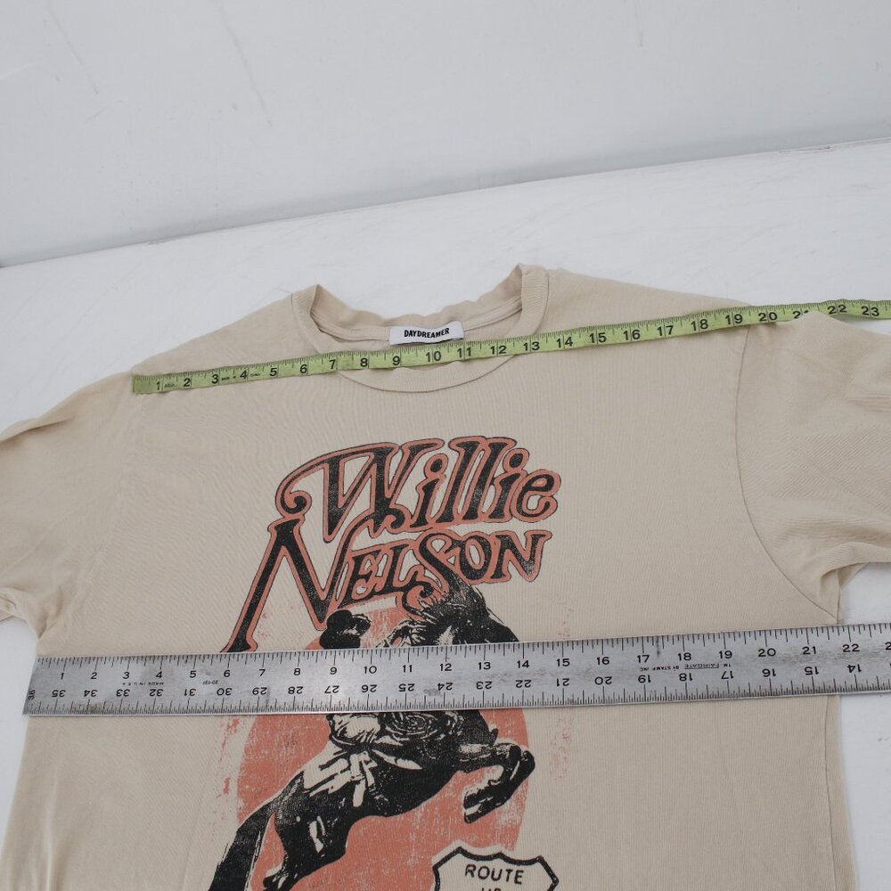 Daydreamer shirt womens XL Willie Nelson Route 66 graphic Tee in Sand crewneck - Picture 11 of 11